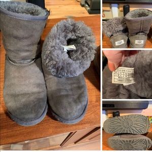 Grey classic UGGs